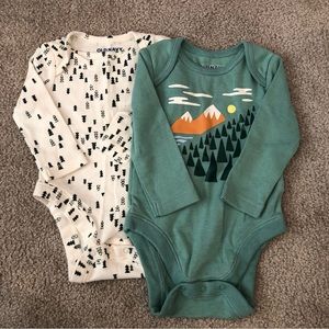 Old Navy Baby Long Sleeve Onesies Set of 2 NWOT